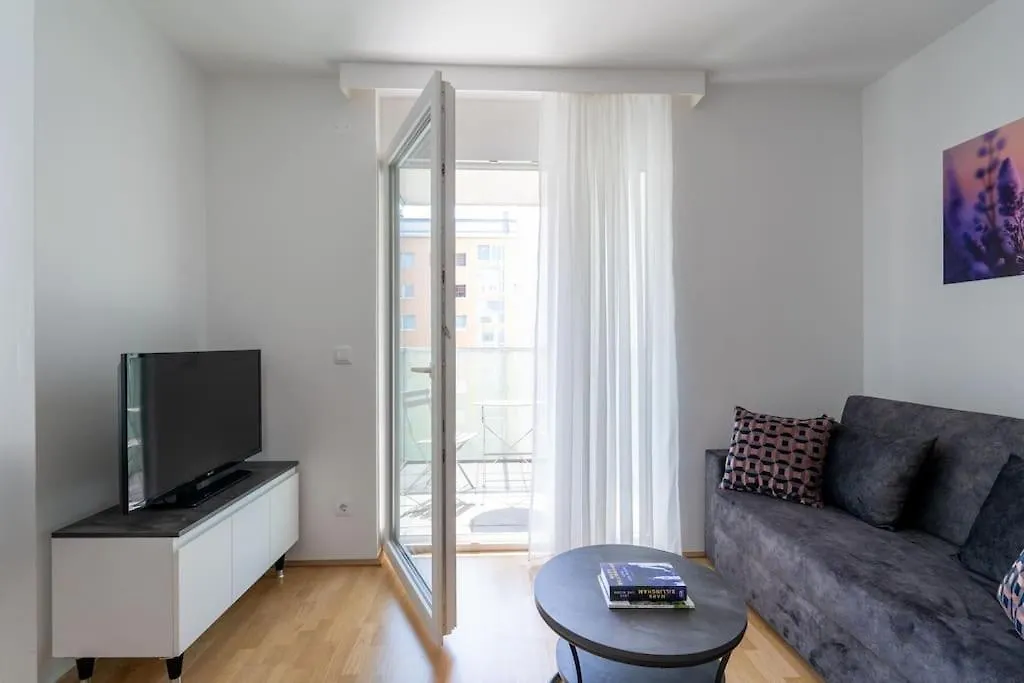 1Br With Balcony, Urban Style By Hm Apartment Vienna